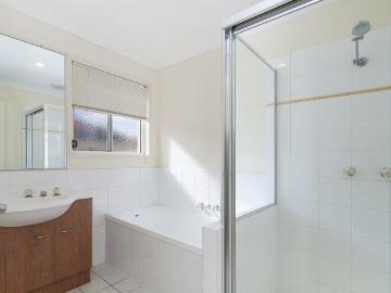 4 Mustang, Place Upper Coomera, QLD 4209