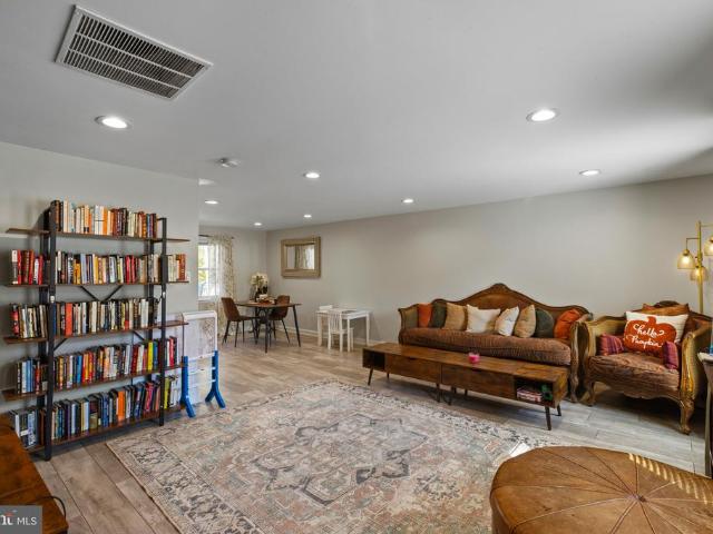 4 Madison Mills Court