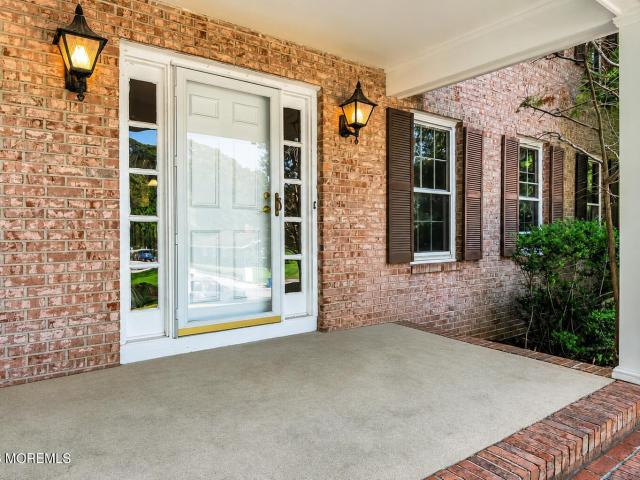 4 Marc Road