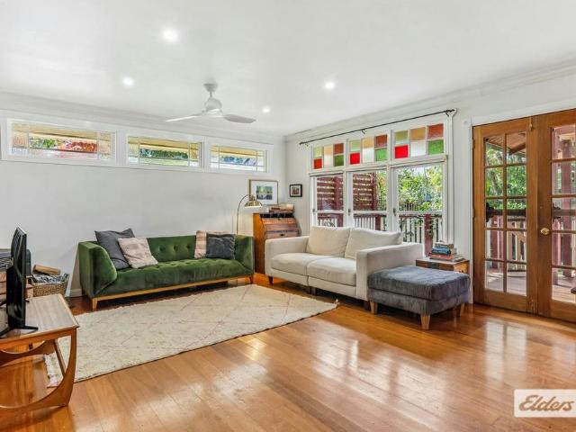 4 Month Lease Only* Fully Furnished Charming Family Home in the Heart of Bilambil Village Internet Included!