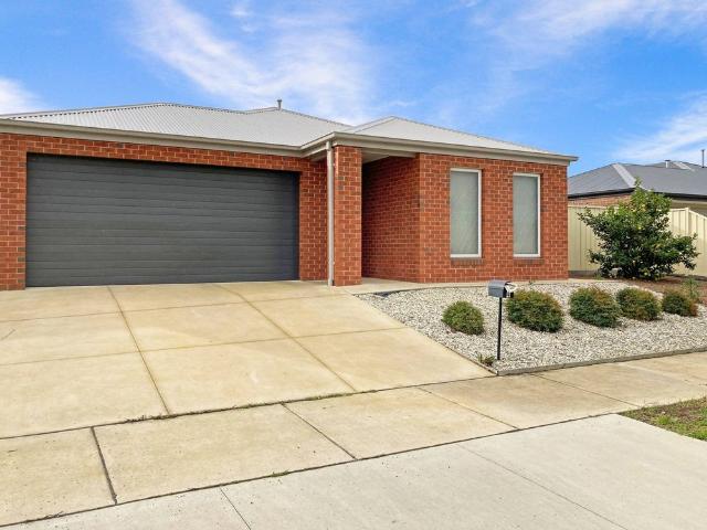 4 Namadgi Way, Shepparton North
