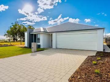 4 Nash Lane, Ravenswood, WA 6208