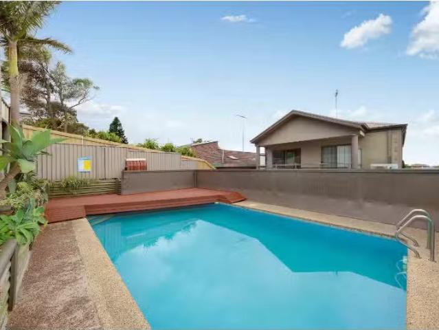 4 Napper Street, SOUTH COOGEE House for rent Listed by Sebast.