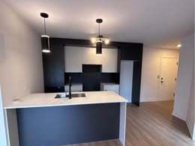 4 ½ Neuf 2 Chambres + 1 Salle De Bain