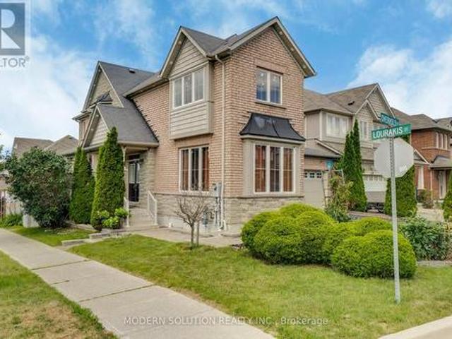 4 Overhold Crescent, Richmond Hill, ON, L4E 0L4 house for sale | Listing ID N13602 | Royal LePage