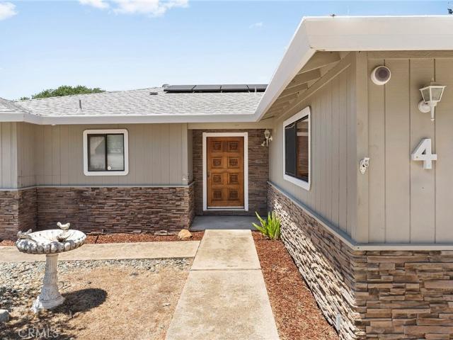 4 Oak Hill Dr