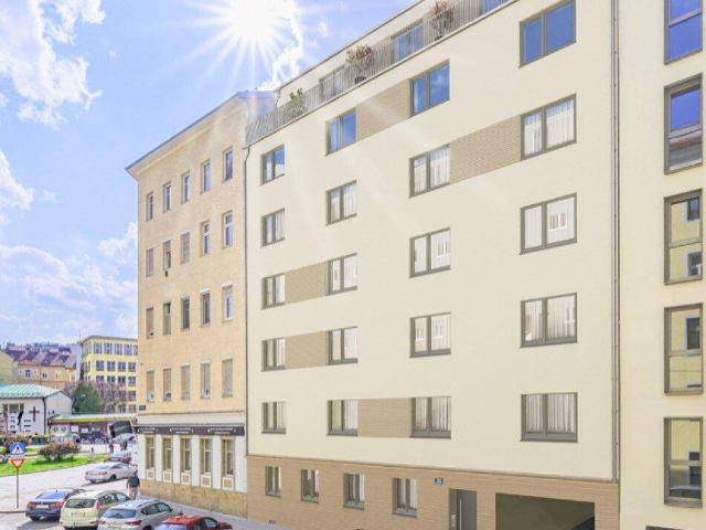 4.OG Gellertplatz Sanierungsbedürftig U Bahn Nähe