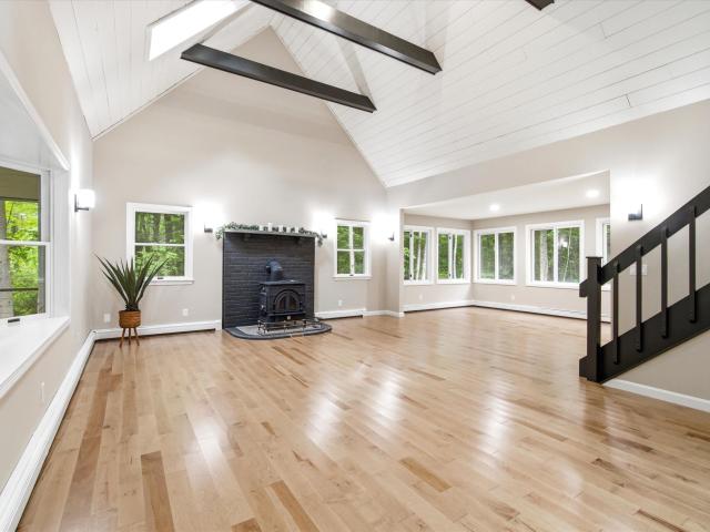 4 Olsen Lane