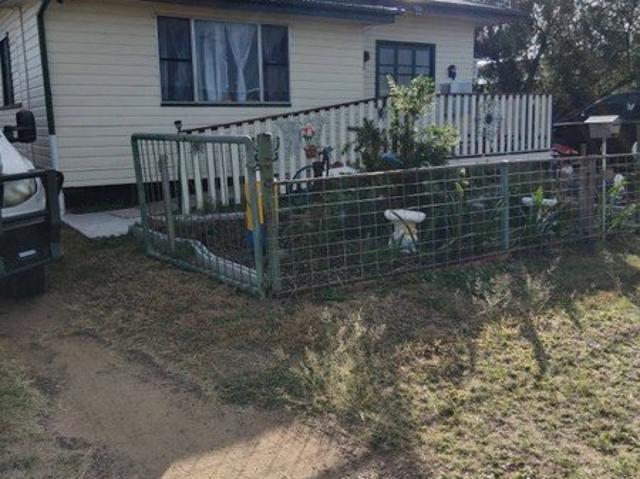 4 or 5 Bedroom depending on your needs