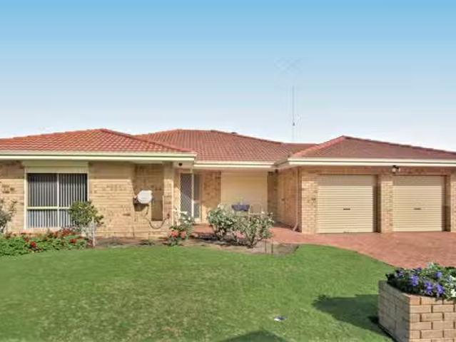 4 Atwick Place, Coogee, WA 6166