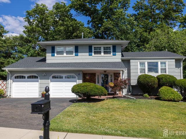 4 Avon Way