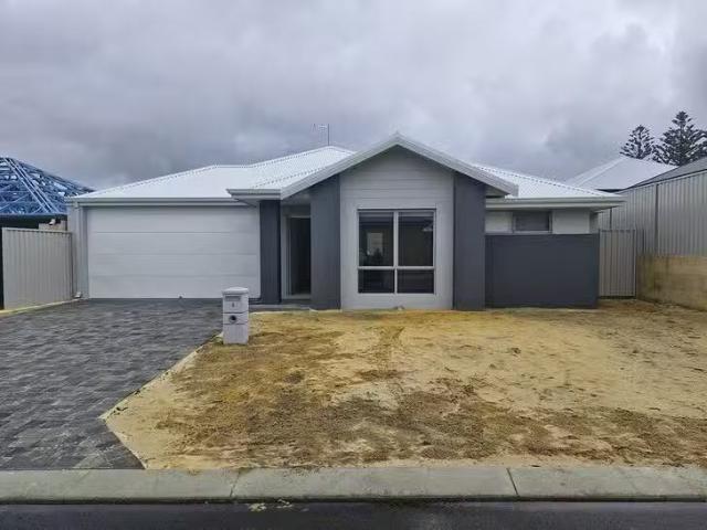 4 Azalea Way, Sinagra, WA 6065