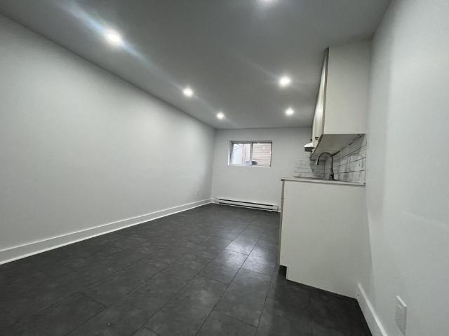 4½ à louer — Montréal Est — 1 350 $/mois — disponible maintenant