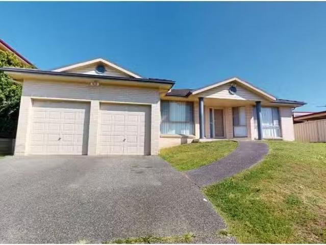 4 Acer Terrace, Thornton House for rent Listed by Leah Jay of.