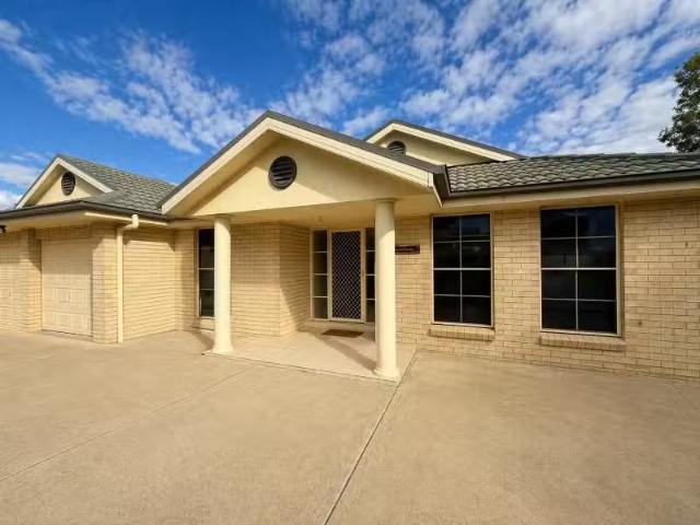 4 Alabama Street, Scone House for rent Listed by Monique Mohr.