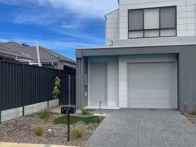 4 Albion Street, WOODVILLE GARDENS, SA 5012 House for Rent