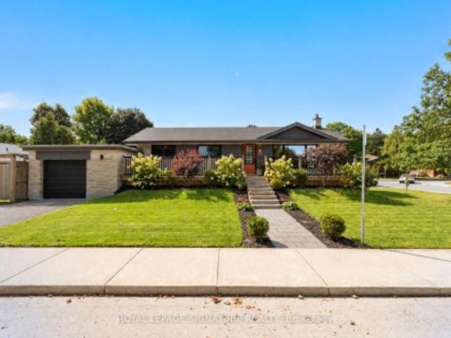 4 Algoma Crescent, Hamilton, ON, L9C 1S6 house for sale | Listing ID X13778 | Royal LePage