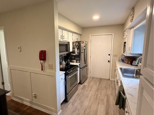 4 Amherst Avenue