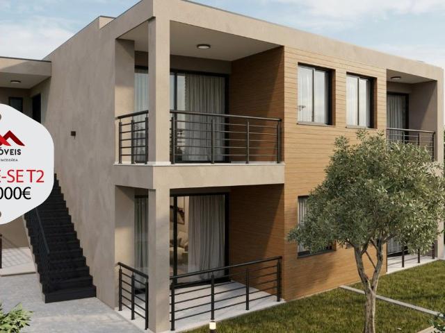 4 Andares Moradia T2 | 2 Suítes | Jardim Privativo | Condomínio Fechado | Piscina