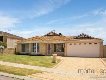 4 Annandale Circle, Kinross, WA 6028