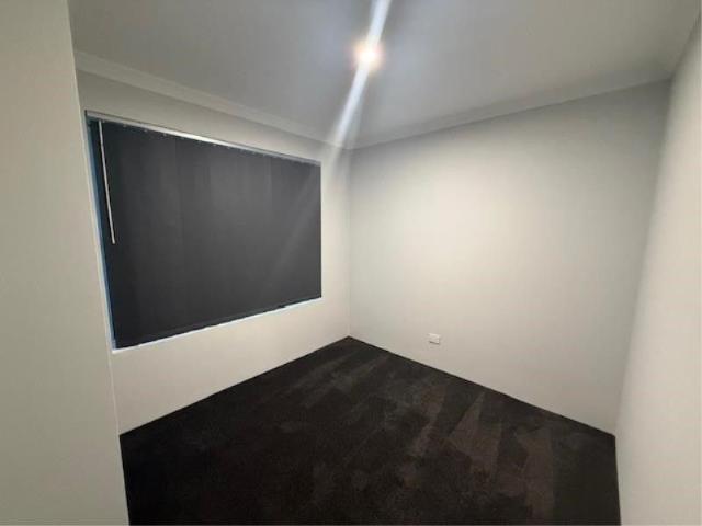 4 Armadan Court, Byford