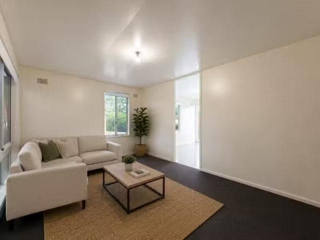 4 Buffalo Way, AIRDS House for rent Listed by Team Radzieta o.