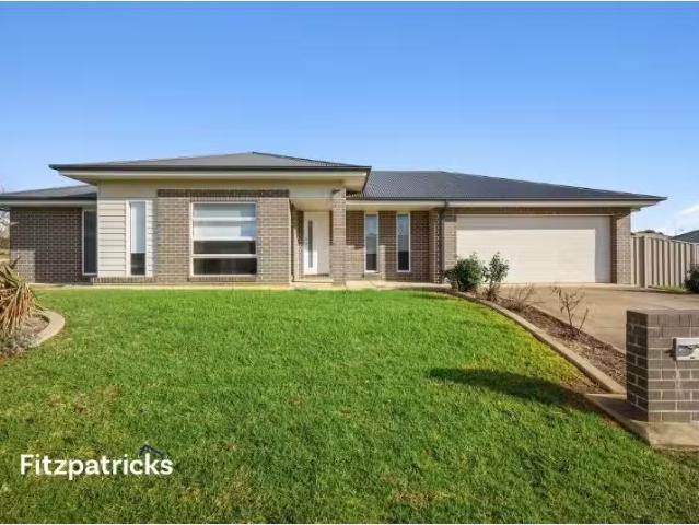 4 Burrundulla Road, Bourkelands House for rent Listed by Rent.