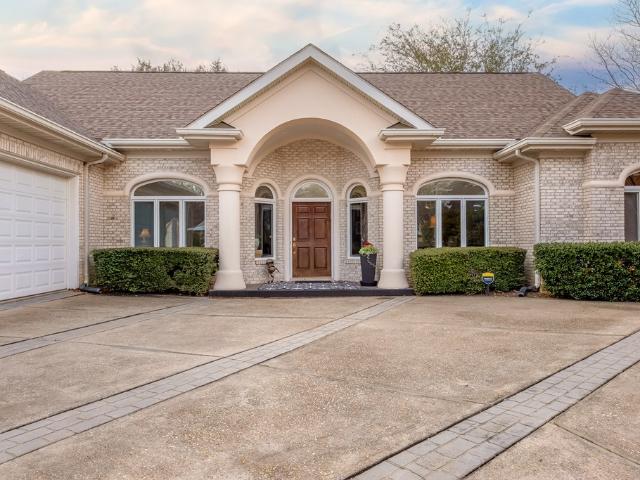 4 Ballestone Court