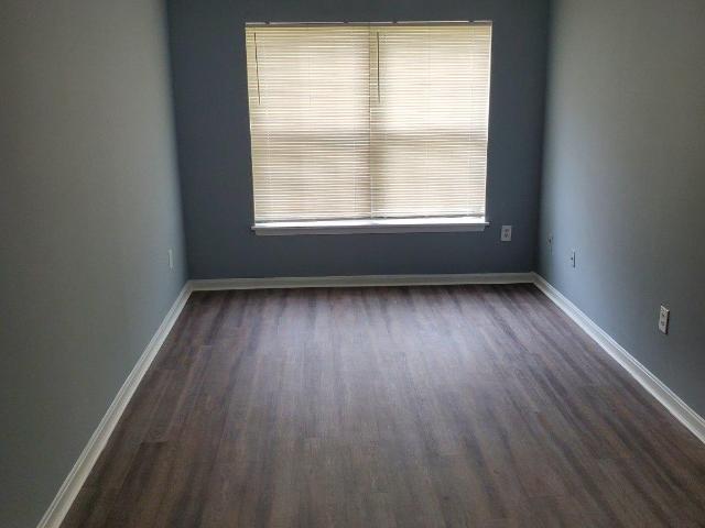 4 Banyan Wood Ct, Unit 304, Essex, MD 21221 | MLS #MDBC2159