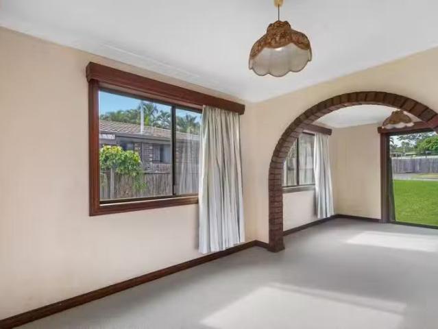 4 Beatty Road, THORNESIDE, QLD 4158 House for Rent