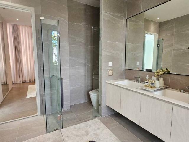 4 Bed 5 Bath 382 SQ.M Noble Terra Rama 9 Ekamai