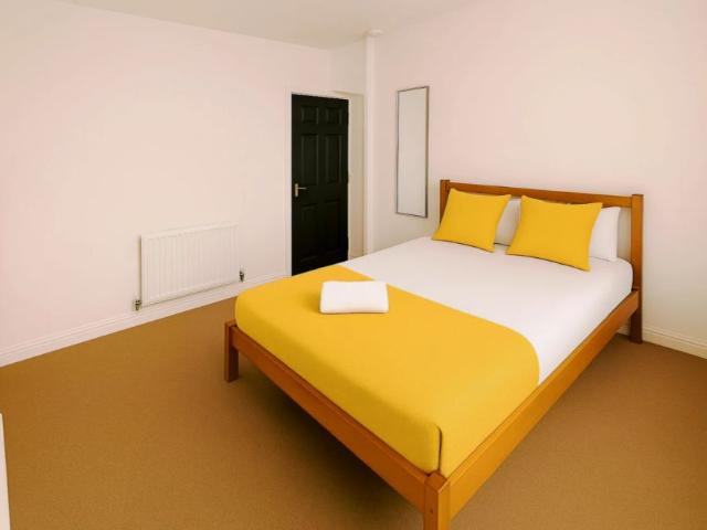 4 Bed 1 Bath