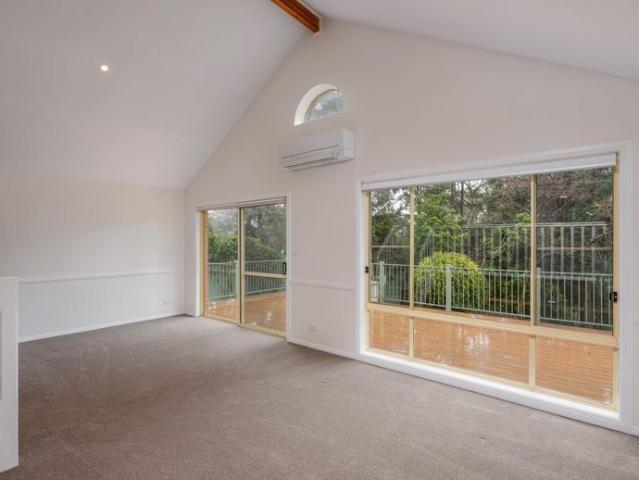 4 Bed | 2 Bath |1 Car