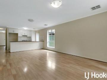 4 Bed 2 Bath Available For Rent
