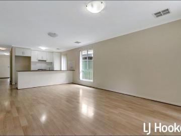 4 Bed 2 Bath Available For Rent