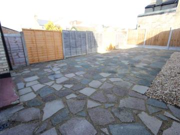 4 Bed, 2 Bathroom House. N22 Wood Green Bounds Green. REFURBISHED. AVAILABLE MID FEBRUARY