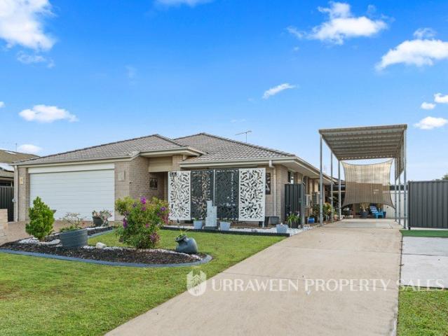 4 BED + 2 LIVING + 2 CAR GARAGE + RV CARPORT | QUIET CUL DE SAC POSITION Stylish, Spacious and Ready to Impress