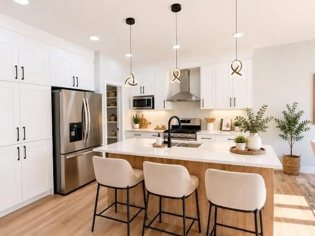 4 BED | 2.5 BATH | PRIVATE DOUBLE GARAGE & YARD | STARLING SOUTH | DEC 1 — 4 Bedrooms Duplex