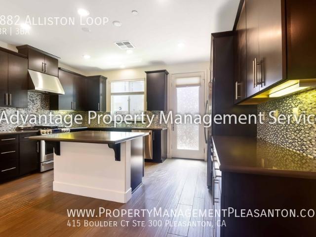 4 bed / 3 bath 2,124 sq ft Home Across from Fallon Sports Park