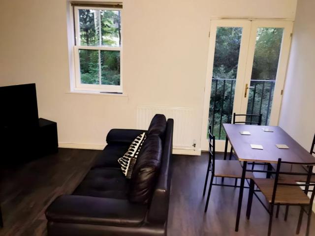 4 Bed 3 Bath