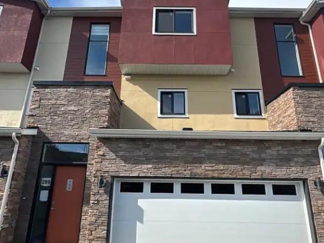 4 bed 3.5 Bath Never Lived in Townhome