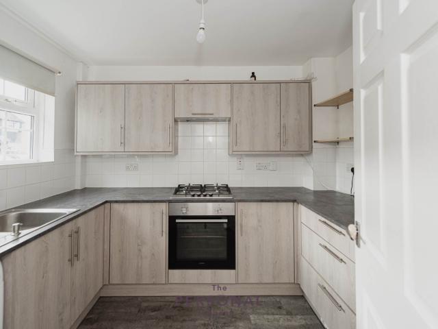 4 bed terrace let