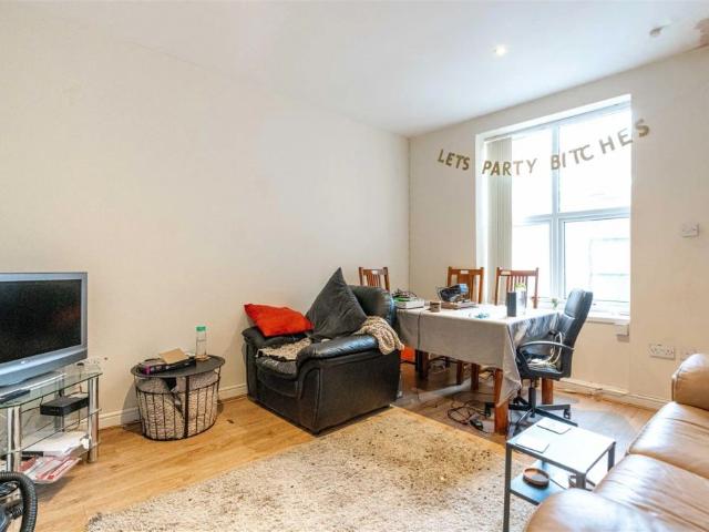 4 bed terraced house to rent in Cardigan Terrace, Heaton, NE6