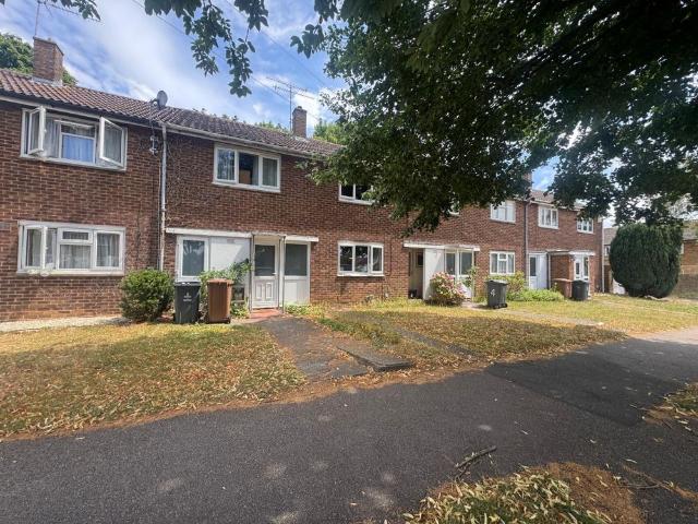 4 bed terraced house to rent in Stevenage, SG1