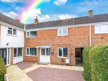 4 bed terraced house to rent in Whitford Close, Bromsgrove, B61