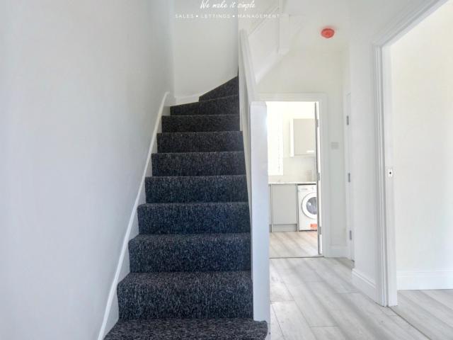 Four bedroom terraced house to rent Spearpoint Gardens, Ilford IG2 7SX