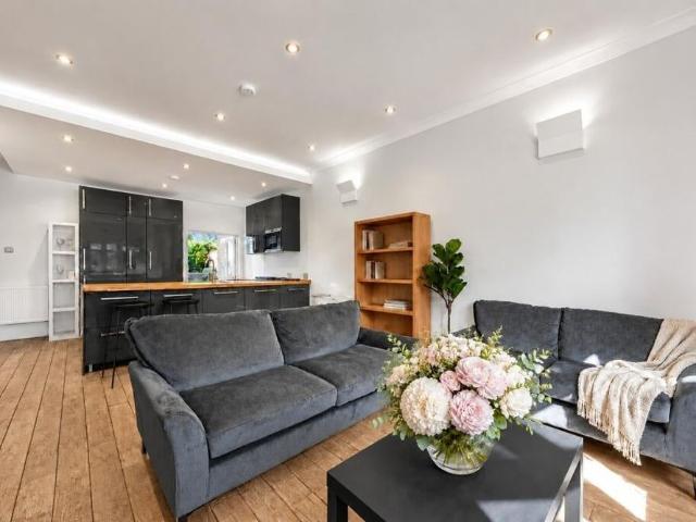 4 Bed Terraced House, Ashmere Grove, SW2