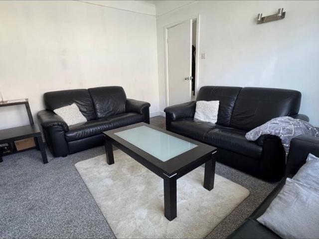4 Bed Terraced House, Brentry Road, BS16