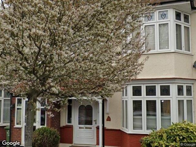 4 Bed Terraced House, Cavendish Gardens, IG11