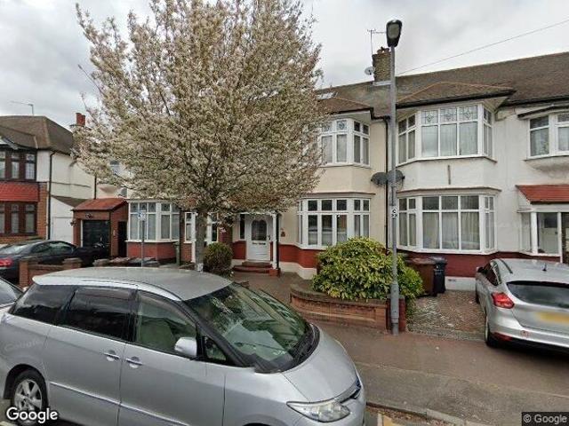 4 Bed Terraced House, Cavendish Gardens, IG11
